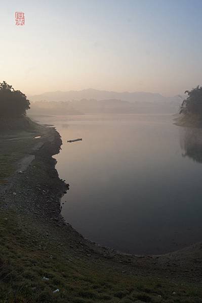 001內甕風中霧景.jpg