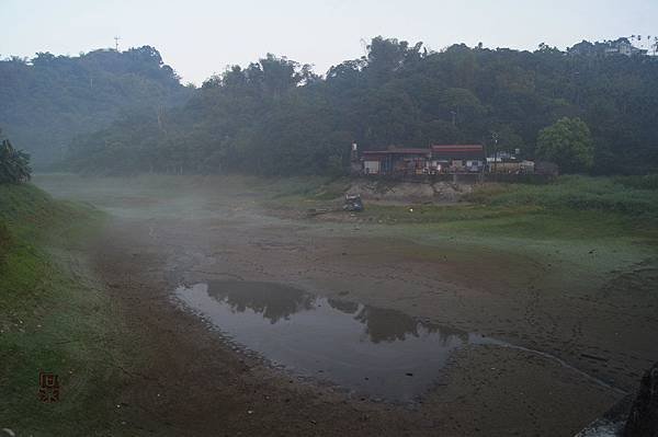 014內甕風中霧景.jpg