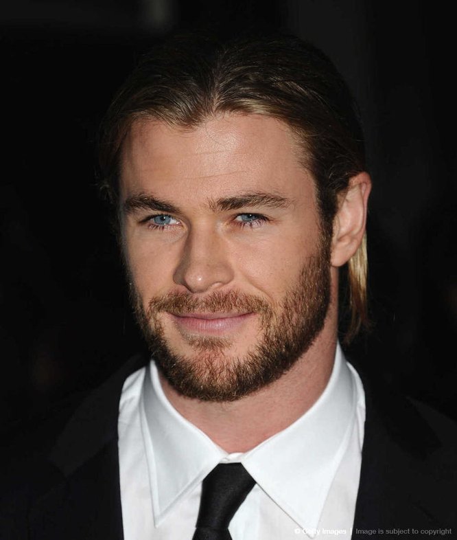 Chris Hemsworth attends GQ Men of the Year Awards at The Royal Opera House on September 4, 2012 in London, England(2)