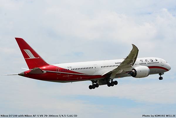 B-1112_FM802_2.JPG