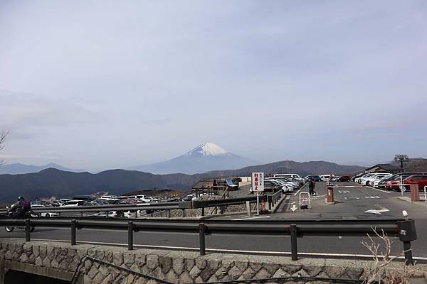 b053.jpg