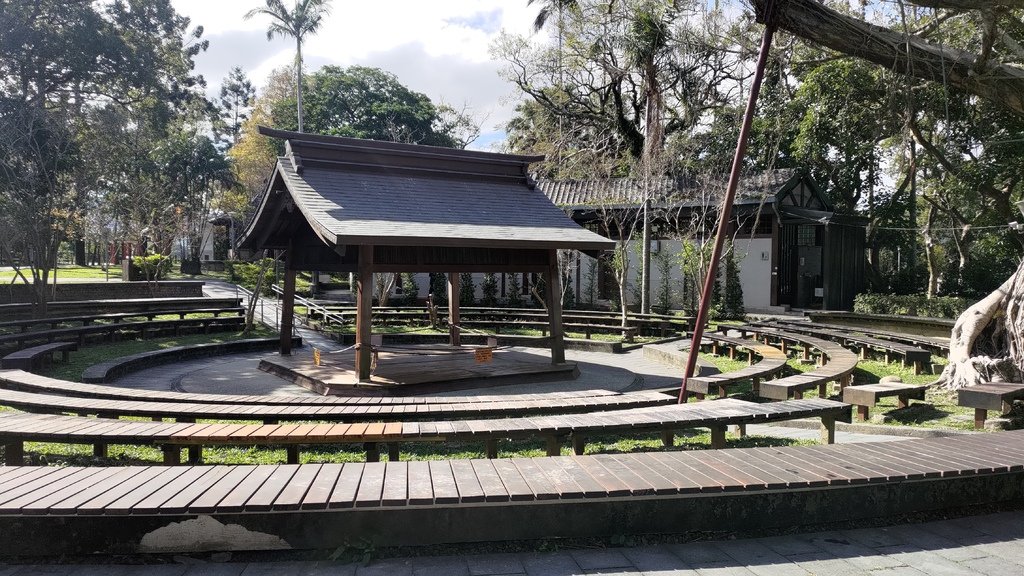 P_20231218_104631大溪老街中正公園(日據時代相撲場).jpg