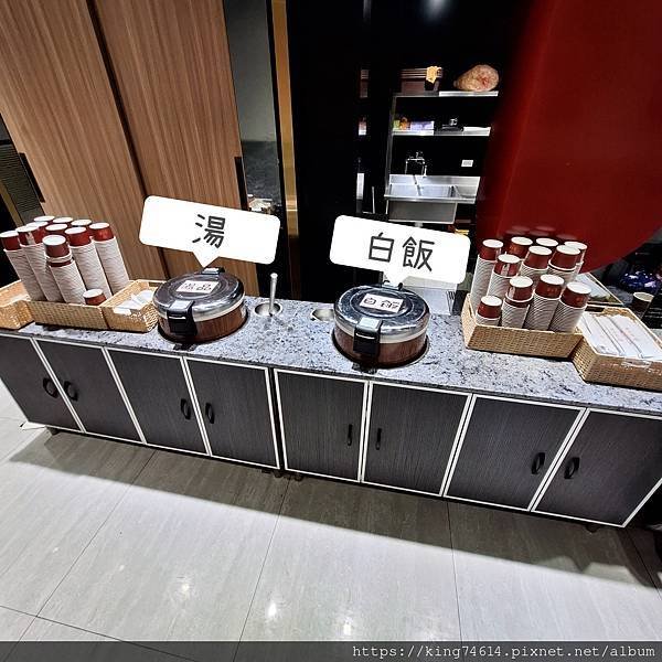 〔桃園 美食〕金丰饡平價鐵板燒（桃園中山店）｜青菜、湯品、白