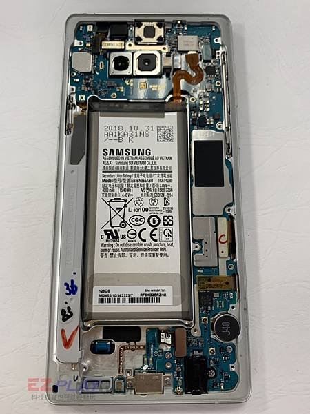 三星NOTE 8的老毛病無法充電尾插不能使用三星手機維修(9