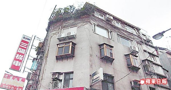 EN10_003.jpg