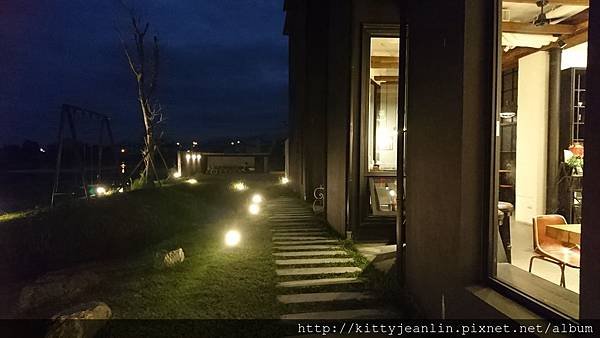 黑宅咖啡BLACK HOUSE