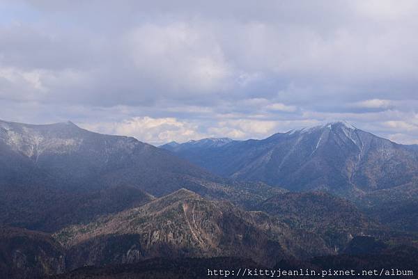 層雲峽玩雪趣