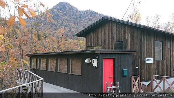 定山溪-cafe gakeno-ue（咖啡館懸崖上）