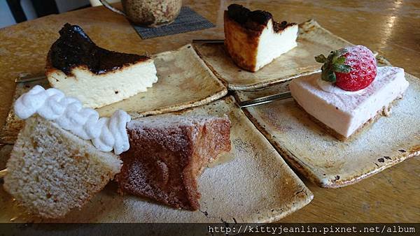 定山溪-cafe gakeno-ue（咖啡館懸崖上）