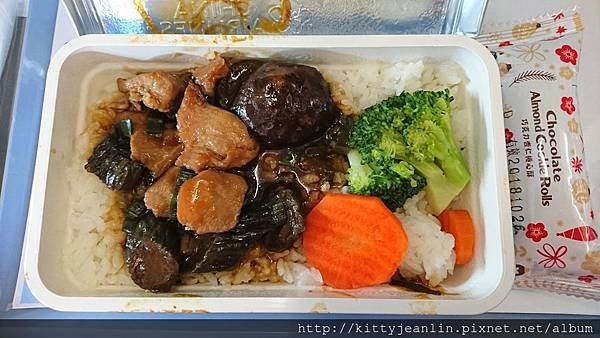 出發來去香港吃東西買東西趣