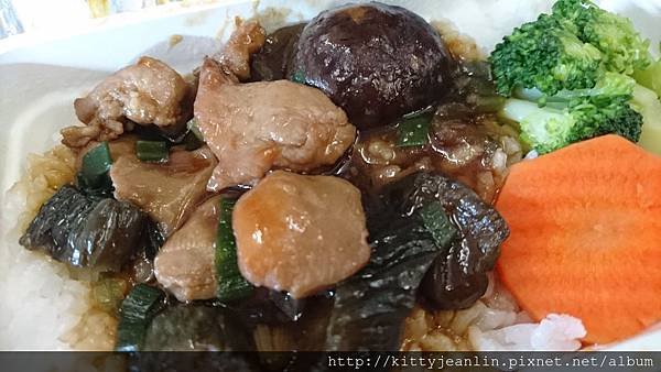 出發來去香港吃東西買東西趣