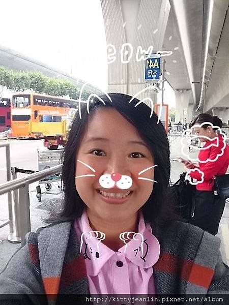 出發來去香港吃東西買東西趣
