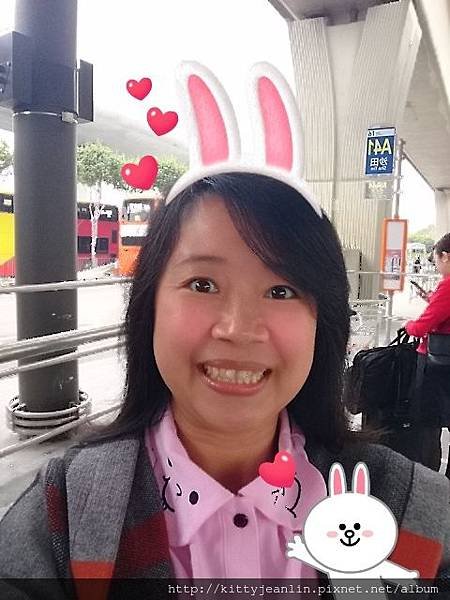 出發來去香港吃東西買東西趣