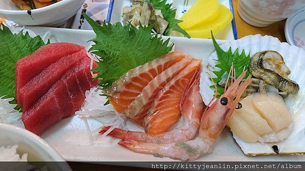 小樽三角市場-滝波食堂饗午餐