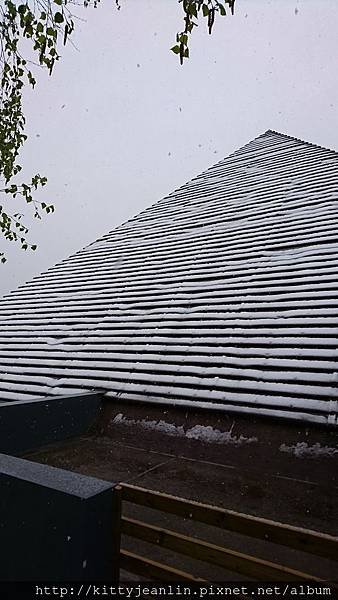 積雪的星野