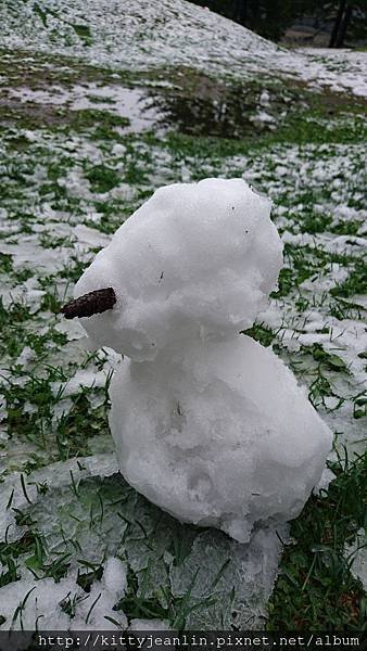 積雪的星野