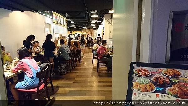 起家雞-小巨蛋店