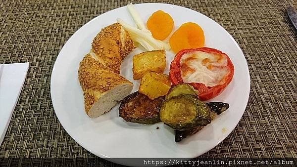 早餐in DoubleTree by Hilton Hotel Kusadasi