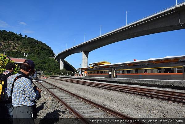 金崙車站