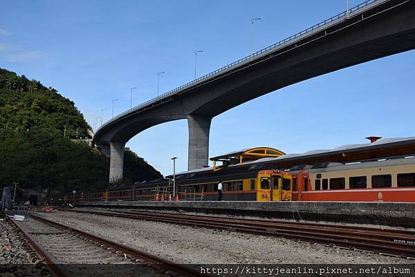 金崙車站