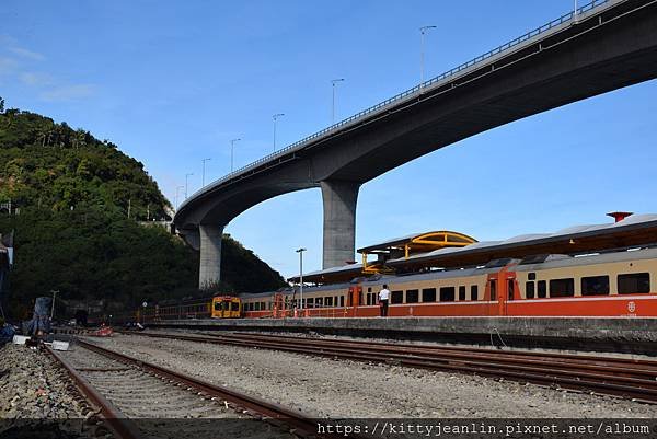 金崙車站