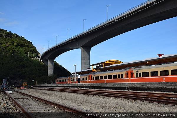 金崙車站