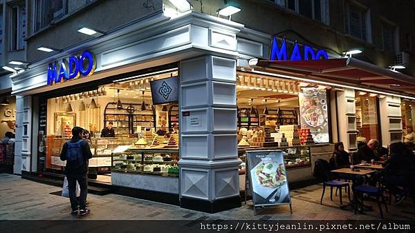獨立大道上的MADO品嚐土耳其甜點跟冰淇淋