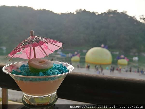 碧潭地景藝術-幾米月亮忘記了