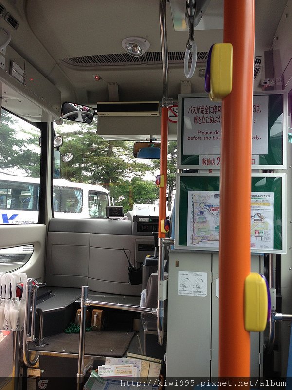 前往王子大飯店的接駁車