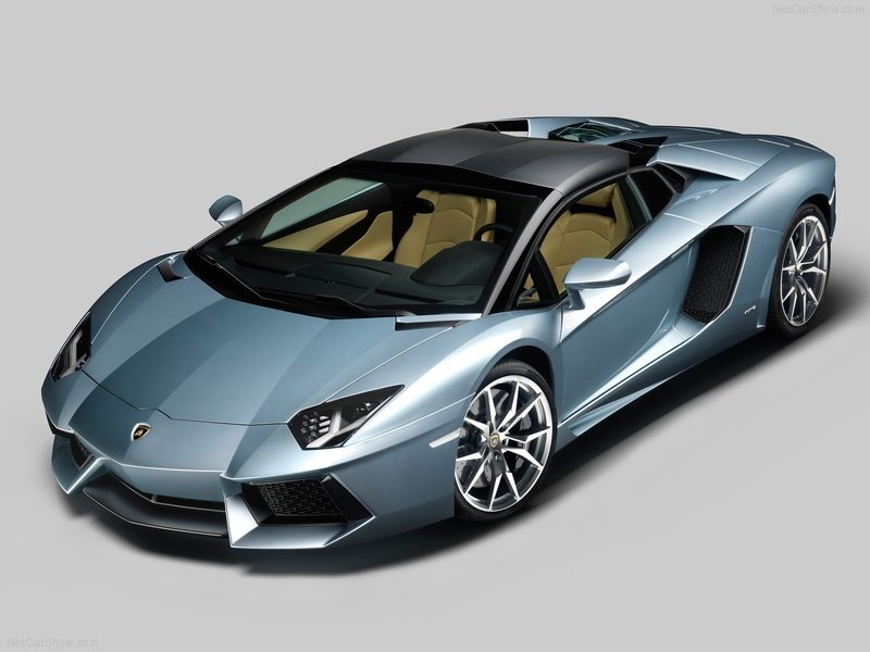 Lamborghini-Aventador_LP700-4_Roadster_2014_800x600_wallpaper_14.jpg