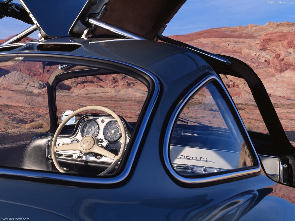 Mercedes-Benz-300_SL_Gullwing_1954_1024x768_wallpaper_26.jpg