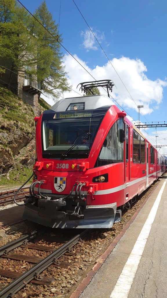 純瑞旅遊 - 盧加諾 - 伯尼納路線列車 - 達沃斯 - 冰