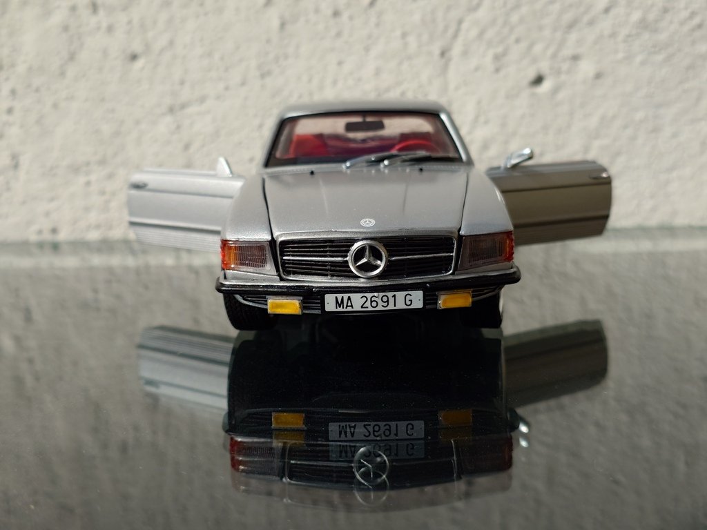 Mercedes-Benz 500 SLC