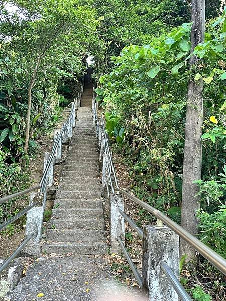 基隆絕美秘境 Keelung市定古蹟白米甕砲台（荷蘭城）『荷