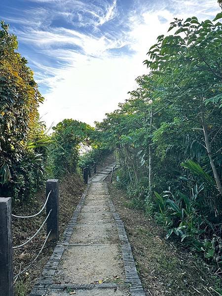 基隆絕美秘境 Keelung市定古蹟白米甕砲台（荷蘭城）『荷