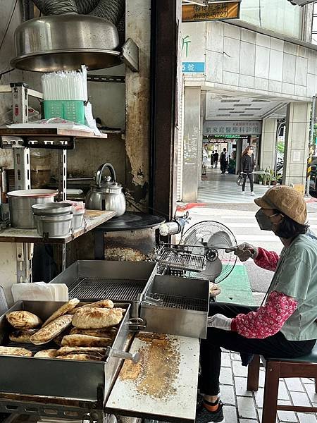 TaipeiFood 台北美食老字號的排隊特色早餐店～青島豆