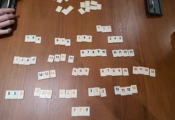 拉密  Rummikub桌遊.jpg