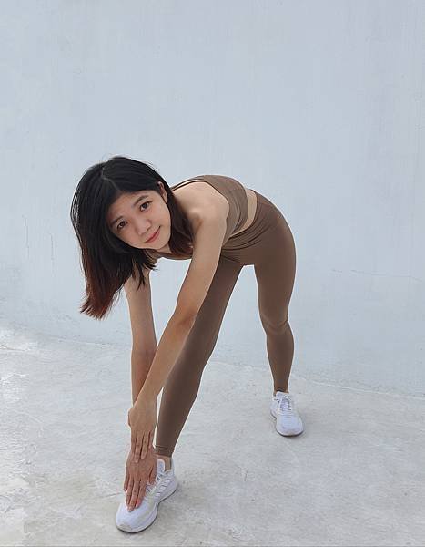 瑜珈套裝推薦.jpg
