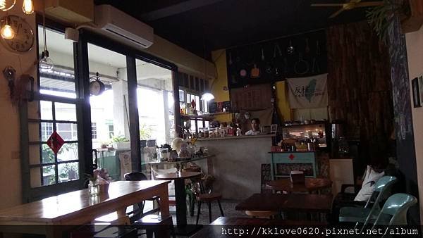 「WanDao呷早頓」店內01.jpg