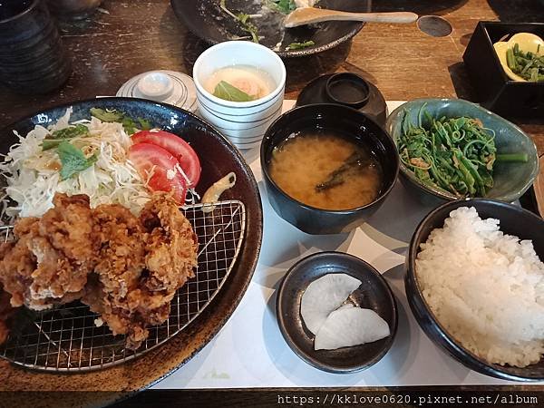 「藍屋」雞肉龍田揚加定食組合.jpg