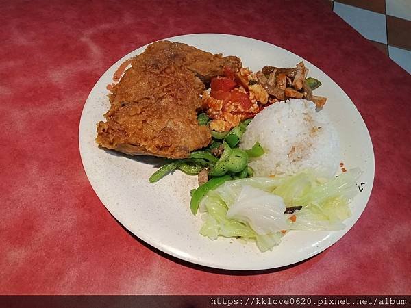 「永川牛肉麵」雞腿飯.jpg