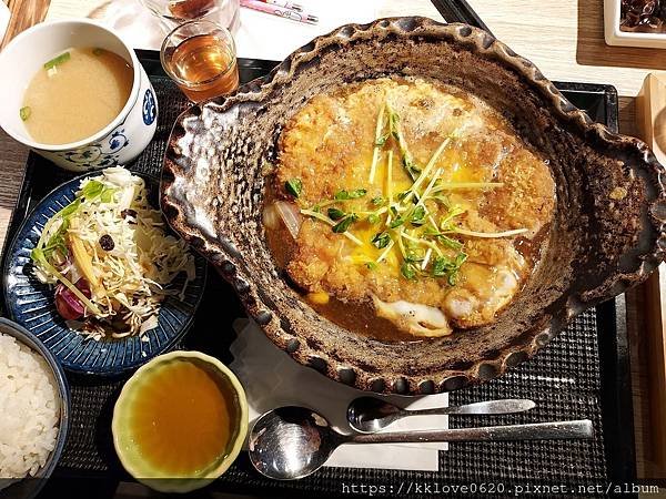 「揪丼」滑蛋豬排鍋膳.jpg