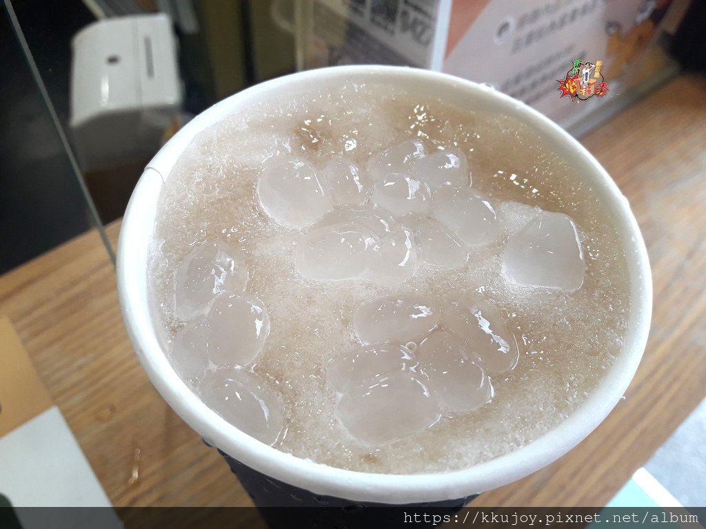 甲文青茶飲新竹動物園店|蛋黃酥奶茶|雷蒙先生又有新點子，酥香