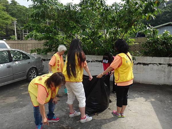 1040913救國團基隆市中山區團委會社會綠美化活動 (3).jpg