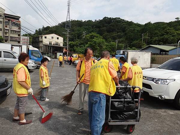 1040913救國團基隆市中山區團委會社會綠美化活動 (6).jpg