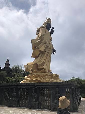 111年靈鷲山、三貂角燈塔健行記