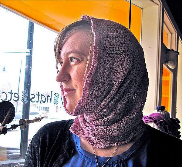 silkpaca_Feather and Fan Cowl (for laceweight) 圍脖(一絞).JPG