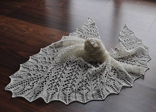 lace_Zetor 披肩(一絞).jpg