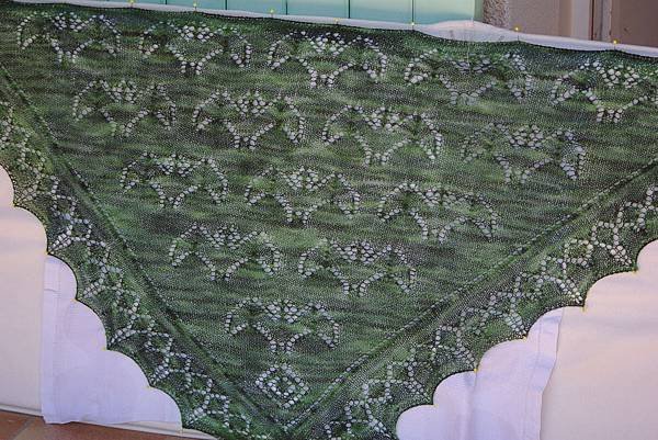 Wa na na na na na na na Bat Shawl! 披肩(1.2絞)3.jpg