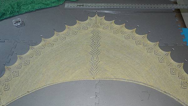 Marjamets Shawl 披肩(一絞)5.JPG